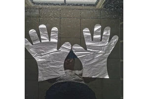 Disposable Protective Gloves Transparent PE Gloves For Safety And Cleaning Use