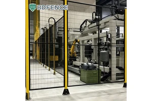Heavy - Duty Galvanized Mesh Robot Protective Barrier With Reinforced Corners Ideal For High - Stress Industrial Operations