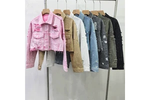 2025 Womens Jacket Short Torn Tassel Denim Jackets Full Diamonds Rhinestones Jackets Bling Bling Denim Distressed