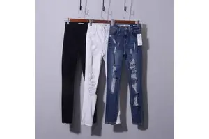 China Factory Direct Sales Ladies Slim Stretch Jeans Pencil Pants Ripped Destroyed Women's Jeans