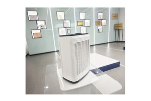 Electric Respiratory Hygiene and Skin Care Products for Salt Room or Home Use Desk Type