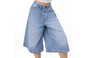 Women's Mid Waist Denim Shorts Skinny Fit Straight Leg Medium Washed Cotton Casual Autumn Style Button Front Waterproof Floral