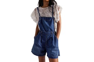 Channel Chic 2026 Women's Summer Sleeveless Denim Overalls Romper Casual Loose Spaghetti Strap Shorts Jumpsuit with Pockets