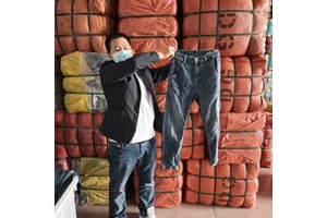 High Grade Compressed Bale Wholesale Bulk Second Hand Denim Trousers Used Men's Baggy Jeans