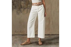 Wholesale High-quality Women's Casual Jeans That Fit Well and Are Versatile, Straight-leg Style Jeans