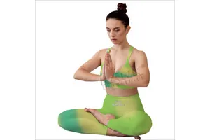 Breathable And Comfortable Yoga Sets For Women With Matching Top And Bottom Stylish Women Yoga Sets For Gym