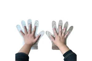 Best Price Disposable PE Plastic Gloves 100 PCs/Bag Polyethylene Isolation Anti-Fouling Dustproof Single-Use Safety Product