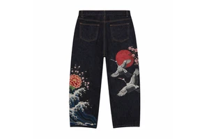 OEM Men's Relaxed Fit Black Denim Jeans Koi Embroidered Streetwear Trousers for Brands