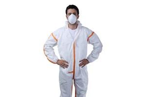95% Filtration ISO PPE Industrial Safety CE Type 4/5/6 PP Nonwoven With Hood SMS Microporous Disposable Coverall