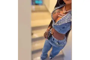 Peeqi Autumn 2025 New Denim Outfit for Women Rivet Double-breasted Sleeveless Slimming Top Rhinestone Wide-leg Jeans Denim Set