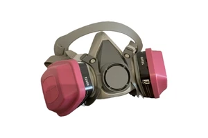 Replaceable Filter Half Face Respirator Mask with Chemical Protection Disposable Protective Cover with High Visibility Strip