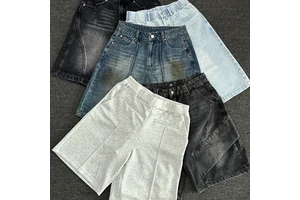 Distressed Raw Hem Denim Shorts Men Summer Fashion Vintage Jean Shorts Streetwear Factory Designer Jorts Baggy for Men
