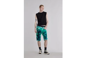 2026 New Design Custom High-quality Y2K Fashionable Men's Streetwear Green Wash Tie-dye Design Cotton Denim Shorts