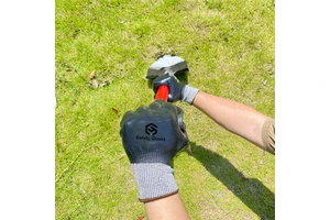 CY 10 Gauge Nitrile Safety Gloves Cut-Resistance Level 5 Anti-Cut And Cut-Resistant Features