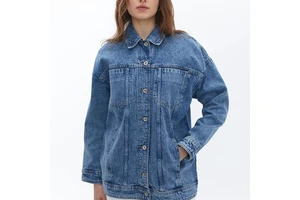 Women's Casual Denim Jacket 100% Cotton Solid Pattern Button Logo Decoration Washed Technique Denim Jacket