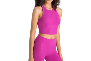 Women's Wide Shoulder Strappy Cross Back Sports Bra with Removable Padding Custom Logo Breathable and Simple Style