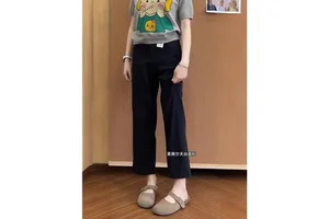 High Quality Regular Fit Denim Jeans Women Summer Street-Style Dark Washed Floral Vintage Casual Flare Zippers Waist Logo