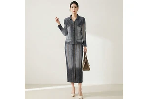 China Wholesale Clothing Fashion Vintage Denim Suit Miyake Pleated Character Design Two-Piece Set Women Daily Wear Polyester