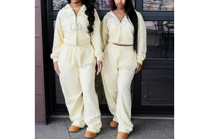 Wholesale Clothing Custom Women Two Piece Rhinestone Set Oversized Baggy Tracksuit Zip Up Hoodie And Wide Leg Sweatpants Suits