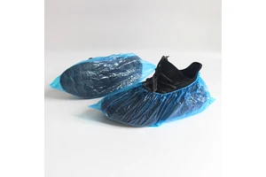 Safety Medical Disposable Waterproof Shoe Cover Microporous clear Non slip PE Boot Cover Non Woven Boot Shoe Covers