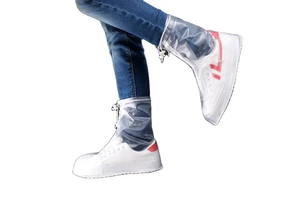Wholesale Fashion Unisex Traveling Protective Safety Disposable Slip-resistant PVC Waterproof Over Shoe Rain Covers