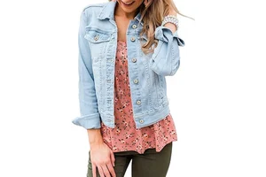 Custom Design Women's Denim Jackets Long Breathable Jeans for Winter Low MOQ Denim Jackets