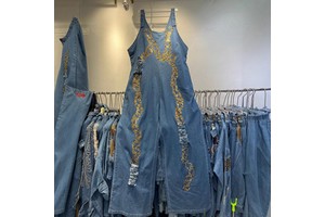 GX- Retro Denim Belt Pants with Gold-embroidered Flowers and Diamond Accents, Loose and Wide-leg Design Jumpsuit