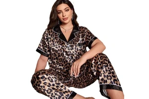 Ladies' New Plus Size Suit Two-piece Short-sleeved Trousers, Home Clothes and European-size Women's Pajamas