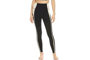 Made In Durable Material Women Yoga Pants Premium Quality Women Yoga Pants Breathable Women Yoga Pants