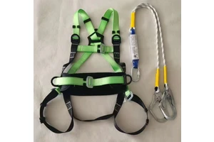 Safety Products Personal Protect Equipment Multipurpose Strong Polyester Soft Body Harness Safety Harness Fall Protection Belt
