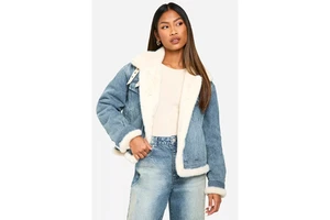 New Trending Women's Denim Jacket with Long Sleeves and 2 Front Pockets Ladies OEM Jeans Jackets Blue Cotton Filled