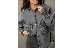 Lupin felt Women's Crop Denim Jacket 2025 Fashion Washed Jeans Jacket Ladies Long Sleeve Cropped Denim Jacket OEM Serviced