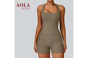 New Eco-friendly Comfortable Fitness Yoga Tank Tops U-shaped Neckline Running Wear Girls Sports Bra Crop Tops with Chest Pads