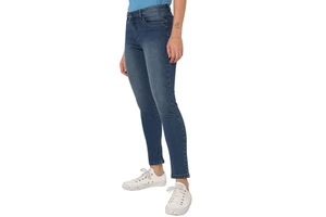 Modern Casual Fit Stylish Comfortable Cotton Blend Women Denim Pants Trousers Ideal for Streetwear Travel