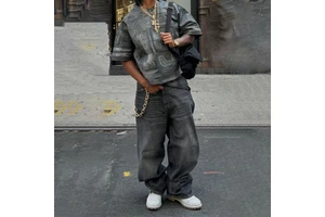 Custom Men's Solid Pattern Black Faded Wash Baggy Wide Leg Streetwear Denim Jeans-Y2K Inspired Autumn Season Collection