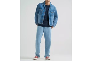 Men's Denim Jacket Regular Fit Washed Cotton Turn-down Collar Zipper Closure Waterproof Casual Winter Style Blue Front High