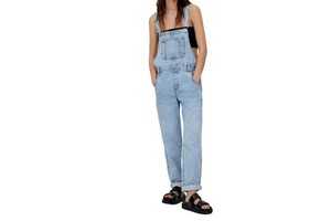 Elegant Female Denim Jumpsuit Sleeveless Shirt Loose Fit Light Blue Pants Distressed Wash Fabric Summer Bodysuits Jeans Overalls