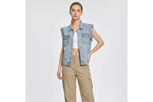Women Light Wash Denim Vest Sleeveless Frayed Edge Button Down Waistcoat Streetwear Utility 100% Cotton Customizable