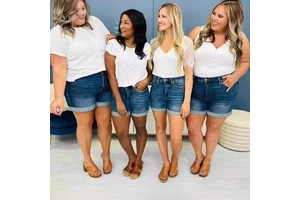 2025 New All-match Large Size Women's Denim Shorts High Straight Short Jeans for Summer