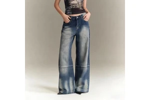 Slim Straight Womens Denim Jeans Suitable For Casual Wear And Lifestyle Use