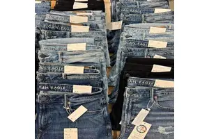 Men's Classic Straight Fit Denim Jeans High Quality Solid Color Formal Washed Mid Stretch Pants Daily Wear Trousers for Men