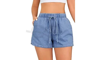 Women's Elastic Waist Tie Front Straight Leg Denim Shorts Casual Jean Shorts with Pockets Comfortable Summer Style