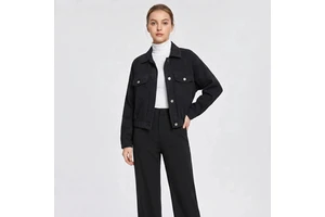 Women's Cropped Black Denim Spring Eco-Friendly Cotton Workwear Style Utility Cargo Streetwear Fashion Jacket With Pockets