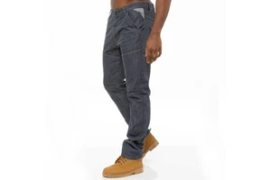 Wholesale Plus Size Men's Jeans Custom Classic Slim Straight Skinny Vintage Streetwear Ready Ship Fashionable Casual Solid Denim