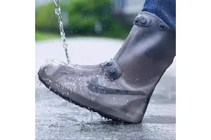 Portable Silicone Rain Shoe Covers Are Waterproof Wear Resistant Anti Slip For Large Feet Of Students And Adults Are Disposable
