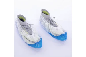 Semi-Laminated Disposable Shoe Covers Half-Coated Waterproof Non-Slip Protective Foot Covers for Industrial Safety Lab