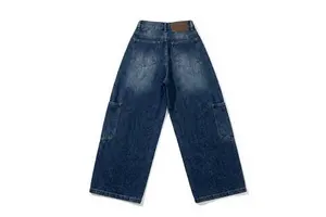 Women Slight Curved Jeans Premium Washed Denim Pants High Waist Relaxed Fit OEM ODM