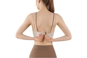High Support Plus Size Breathable Simple Racerback Yoga Tops with Front Logo and U-NECK