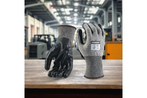 13 Gauge HPPE Anti-Cut Gloves Nitrile Coating EN388/ANSI Level 3 Heavy Duty Safety for Industrial Mechanical Workers HANDDIER