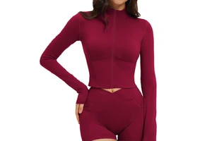New arrival high quality women yoga tops wholesale premium breathable short sleeve tops with front logo yoga tops quick dry